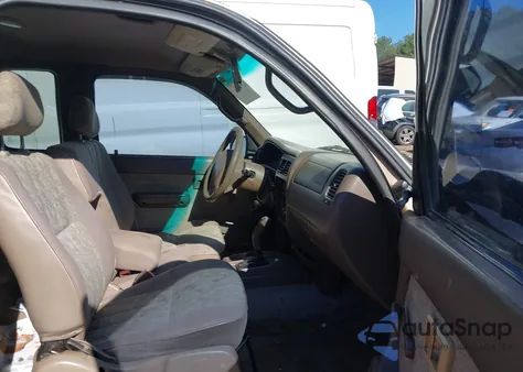 2000 Toyota Tacoma Prerunner из США, поврежденный, VIN 4TASM92N6YZ583364